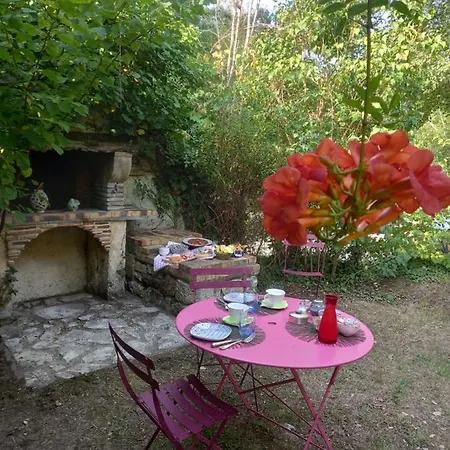 Le Jardin De Myrtille Saint-Géraud-de-Corps