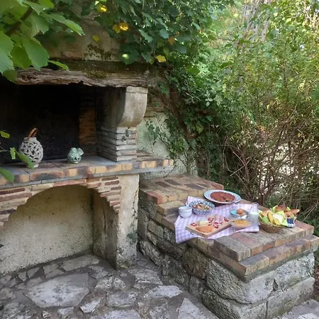 Le Jardin De Myrtille Bed & Breakfast